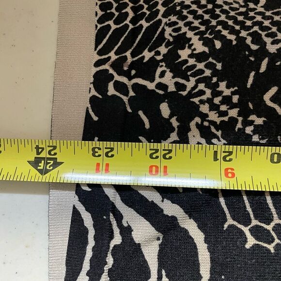 August Silk patterned blouse - Picture 7 of 8